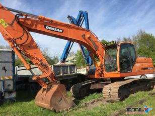 bager goseničar DOOSAN DX 225 LC