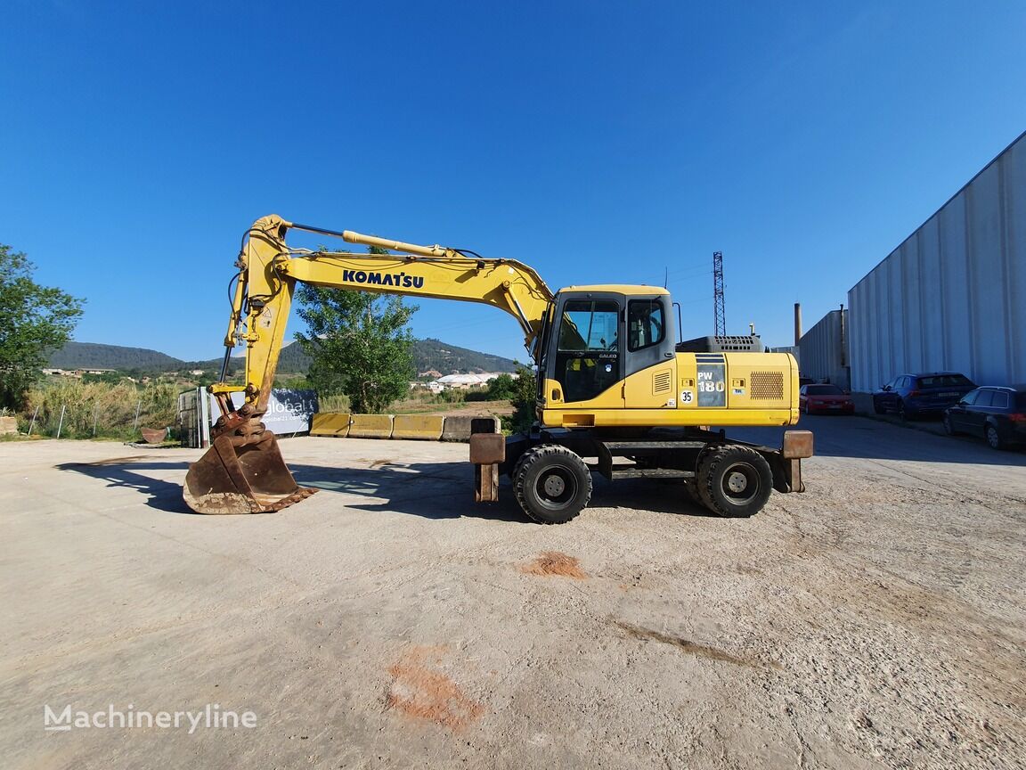 bager na kolesih Komatsu PW180-7 **MATRICULADA**