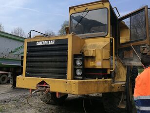 bager nakladač Caterpillar D30C